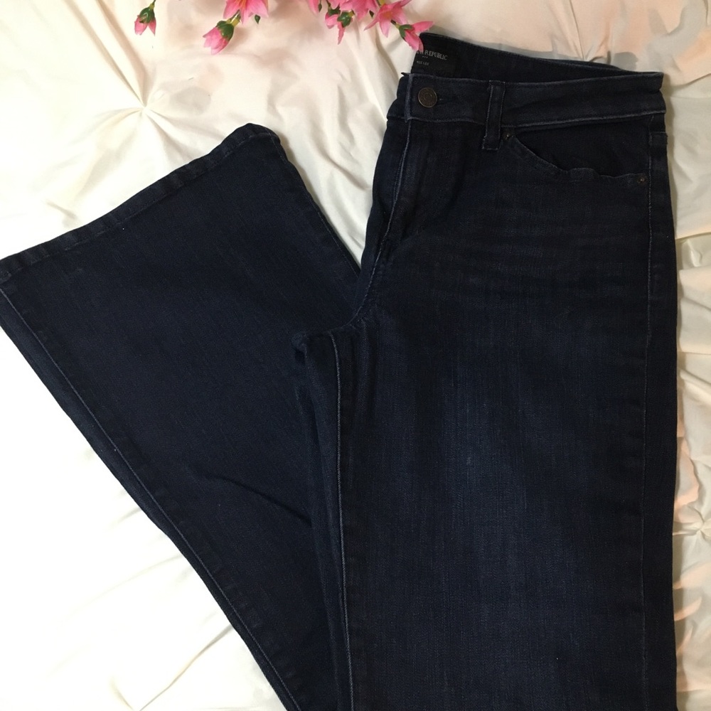 Women’s Blue Jeans 12/31 Banana Republic